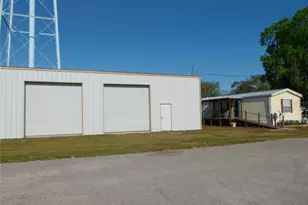 1017 1st St, Okeechobee, FL 34974 - Photo 2