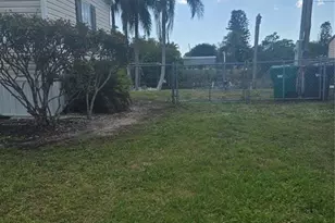 2126 SE 35th Ln, Okeechobee, FL 34974 - Photo 2