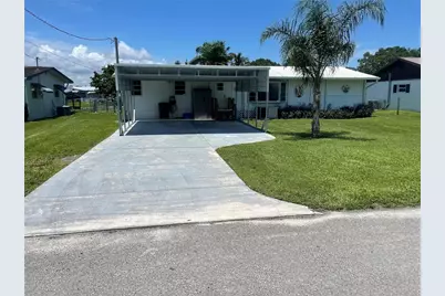 3009 SE 23rd Street SE, Okeechobee, FL 34974 - Photo 1