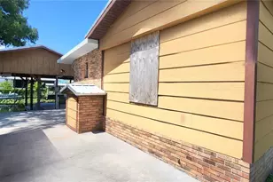 2096 Hunter Rd, Okeechobee, FL 34974 - Photo 12