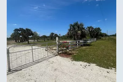19374 NW 302nd Street, Okeechobee, FL 34972 - Photo 10
