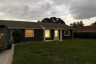 595 W Columbia St, Lake Alfred, FL 33850 - Photo 1