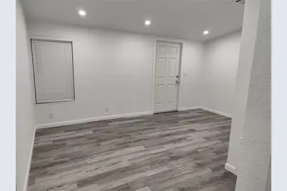 9801 Oaks Street, Tampa, FL 33635 - Photo 26