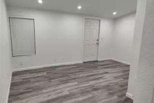 9801 Oaks St, Tampa, FL 33635 - Photo 26