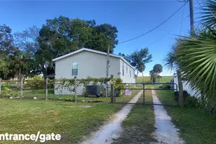 1025 Roberts Ln, Moore Haven, FL 33471 - Photo 24