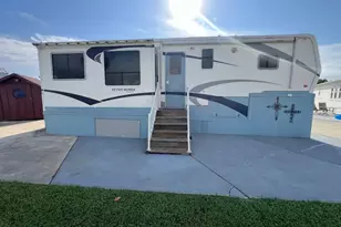 6633 SE 51st Ln, Okeechobee, FL 34974 - Photo 1