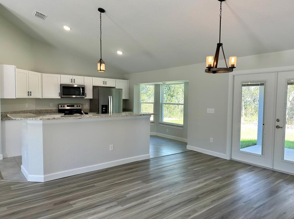 9449 159 Ln, Summerfield FL  34491-5643 exterior