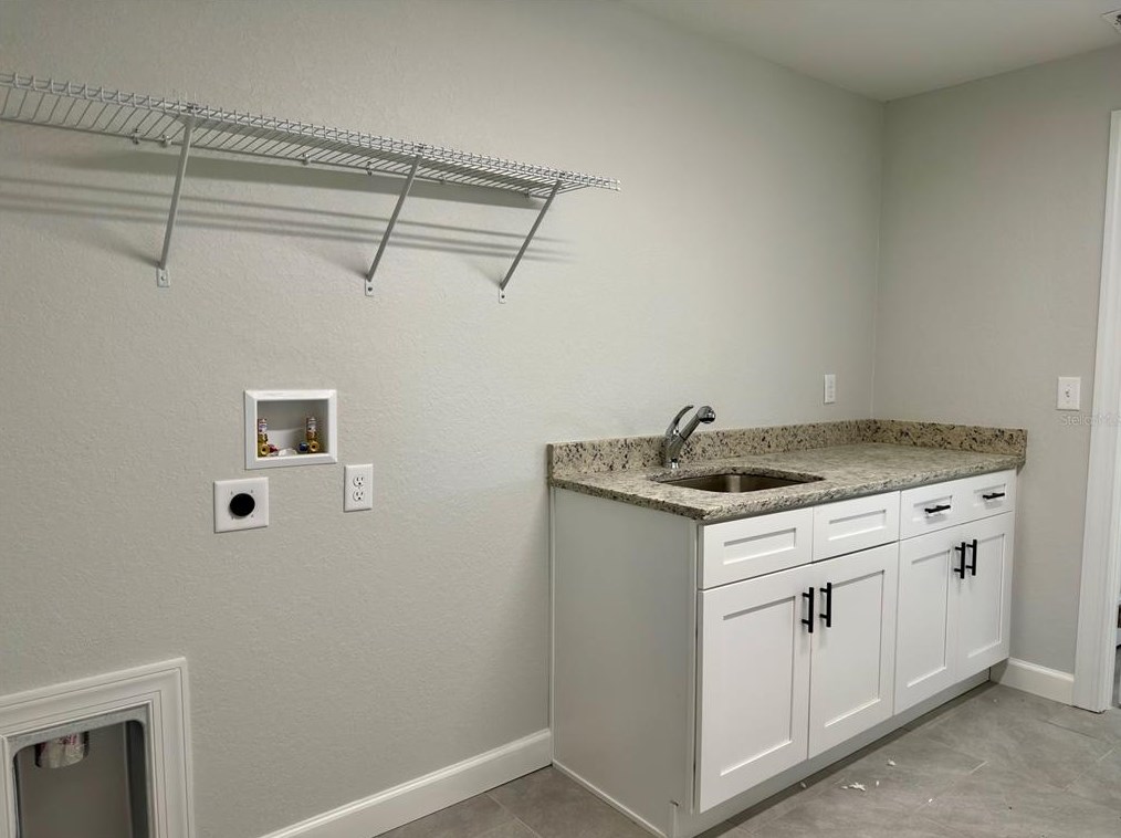 9449 159 Ln, Summerfield FL  34491-5643 exterior