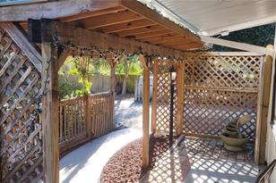 1910 SW 30th Ct - Photo 6