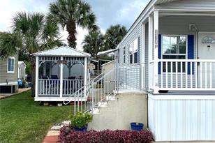 3146 NE 103rd Ave, Silver Springs, FL 34488 - Photo 2