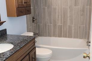 2115 NE 58th St - Photo 10