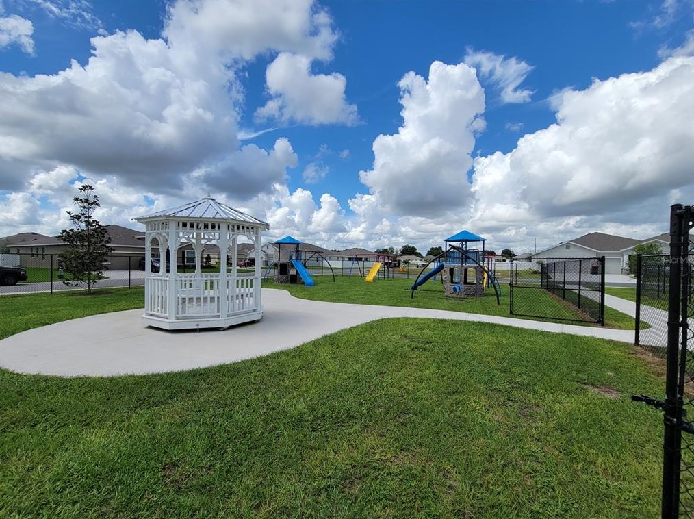8411 57 Ct, Ocala FL  34476-2109 exterior