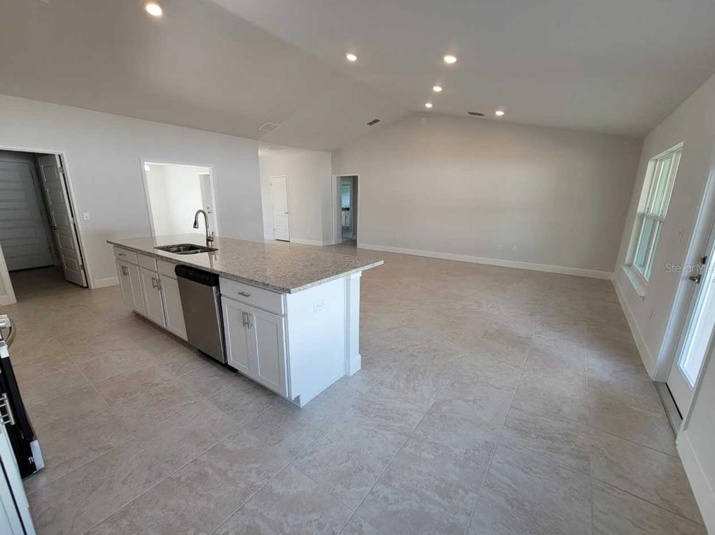 8411 57 Ct, Ocala FL  34476-2109 exterior