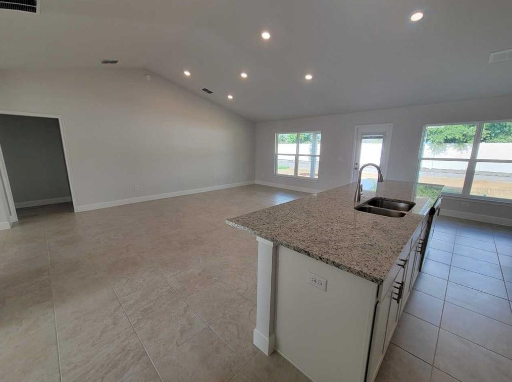 8411 57 Ct, Ocala FL  34476-2109 exterior