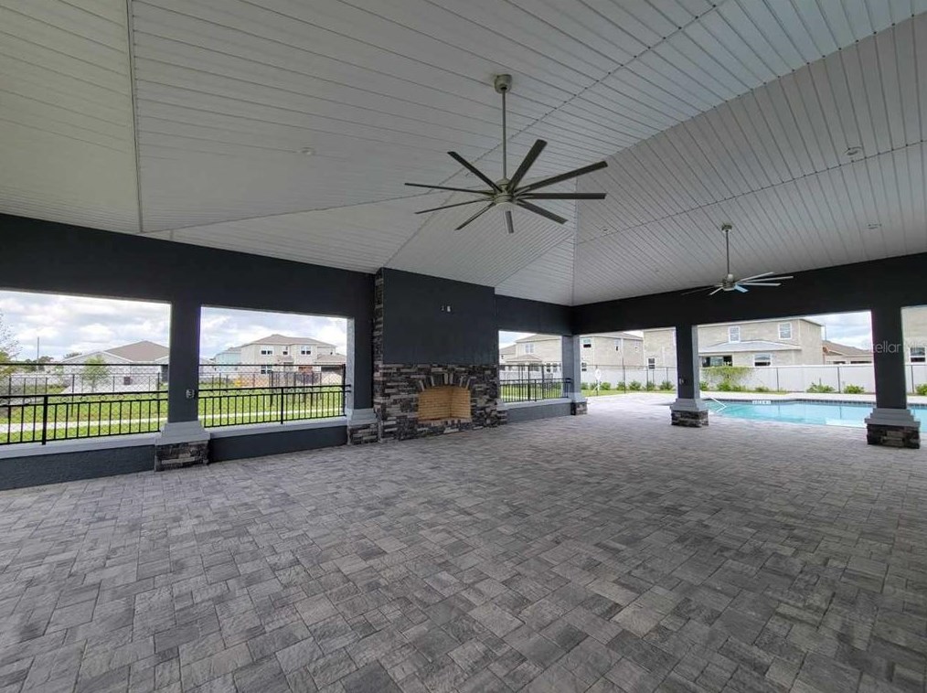 8411 57 Ct, Ocala FL  34476-2109 exterior