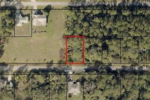 935 Bartram Ave SW, Palm Bay, FL 32908 - Photo 1