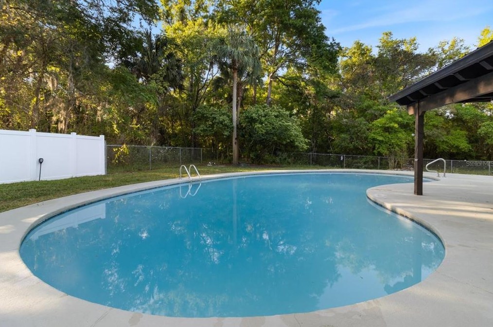 6404 7 Rivers Dr, Crystal River FL  34429-7699 exterior