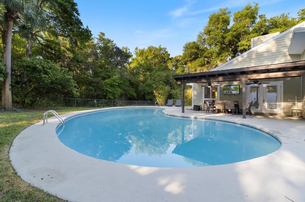 6404 7 Rivers Dr, Crystal River FL  34429-7699 exterior