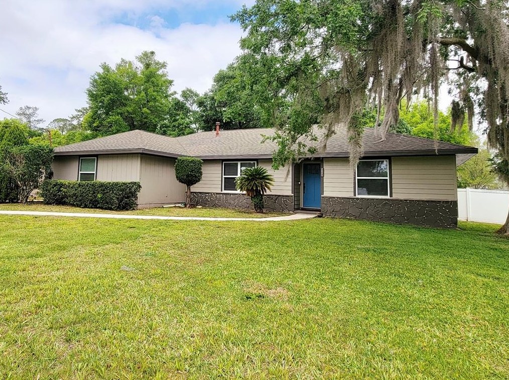 2021 10th St, Ocala, FL 34470-6101