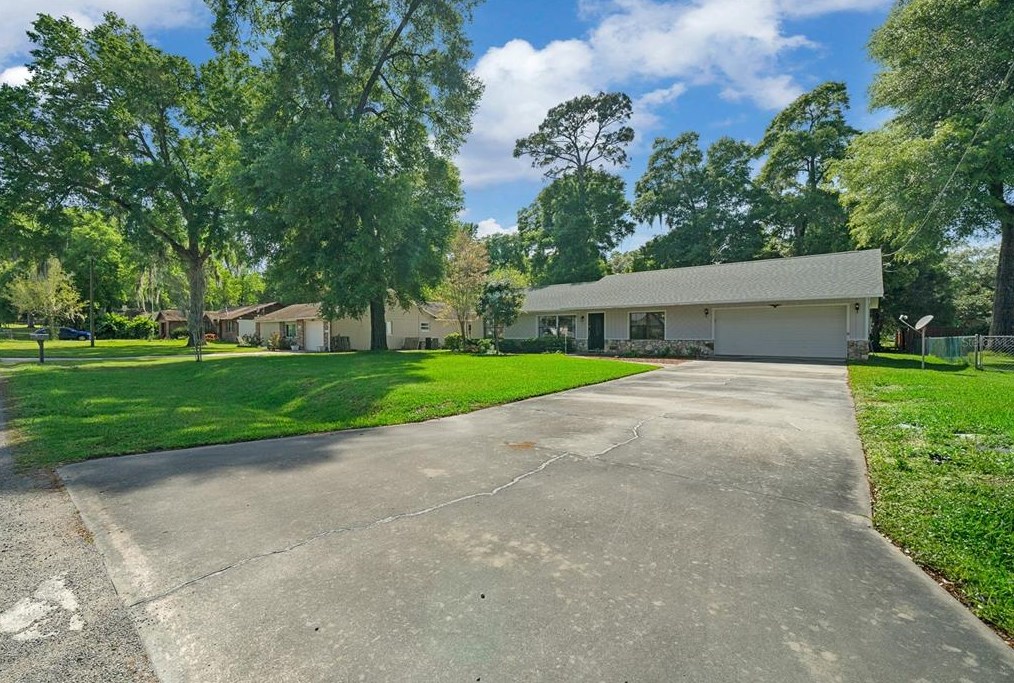 4060 28th Terrace Rd, Ocala, FL 34479-6521