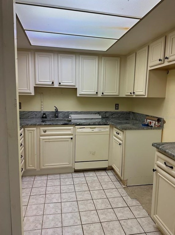 700 Midway Dr, Ocala, FL 34472-2394