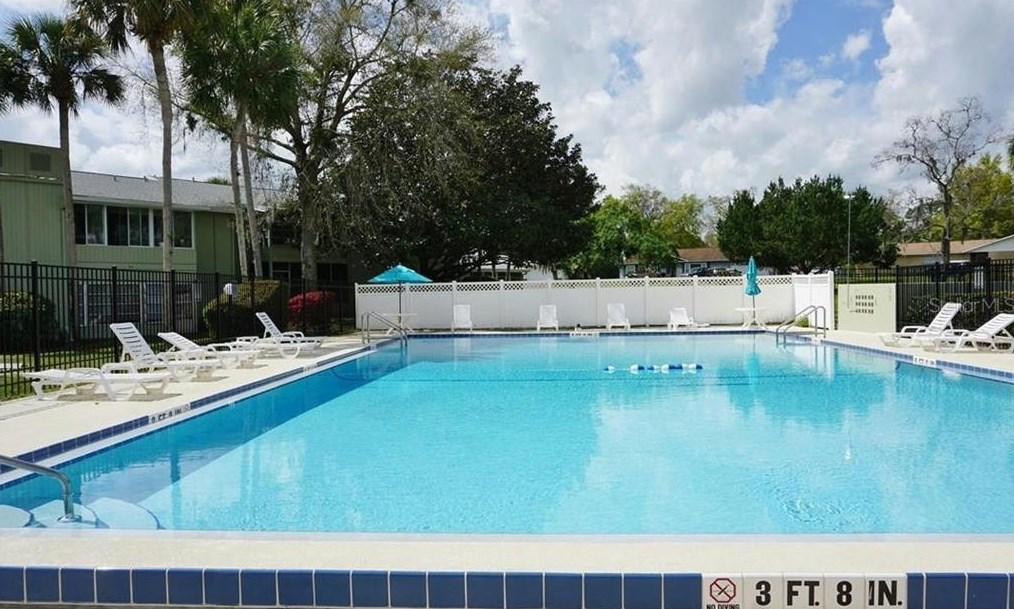 594 Bahia Cir, Ocala FL  34472-2268 exterior