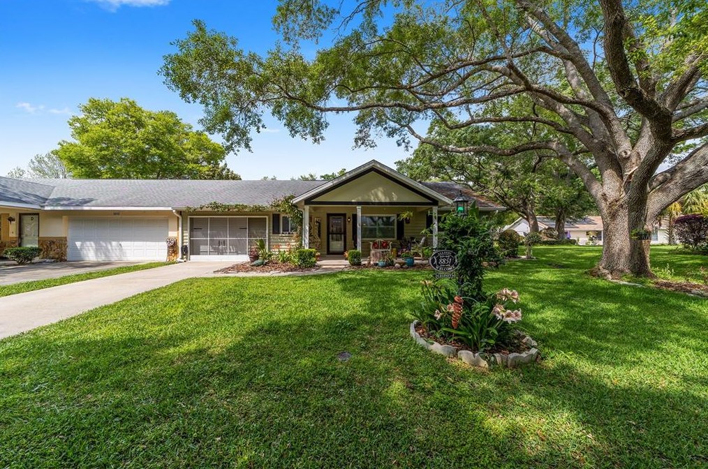 8851 97th St, Ocala, FL 34481-9082