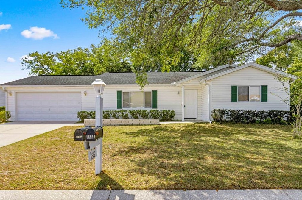 9584 174th Place Rd, Summerfield, FL 34491-6448