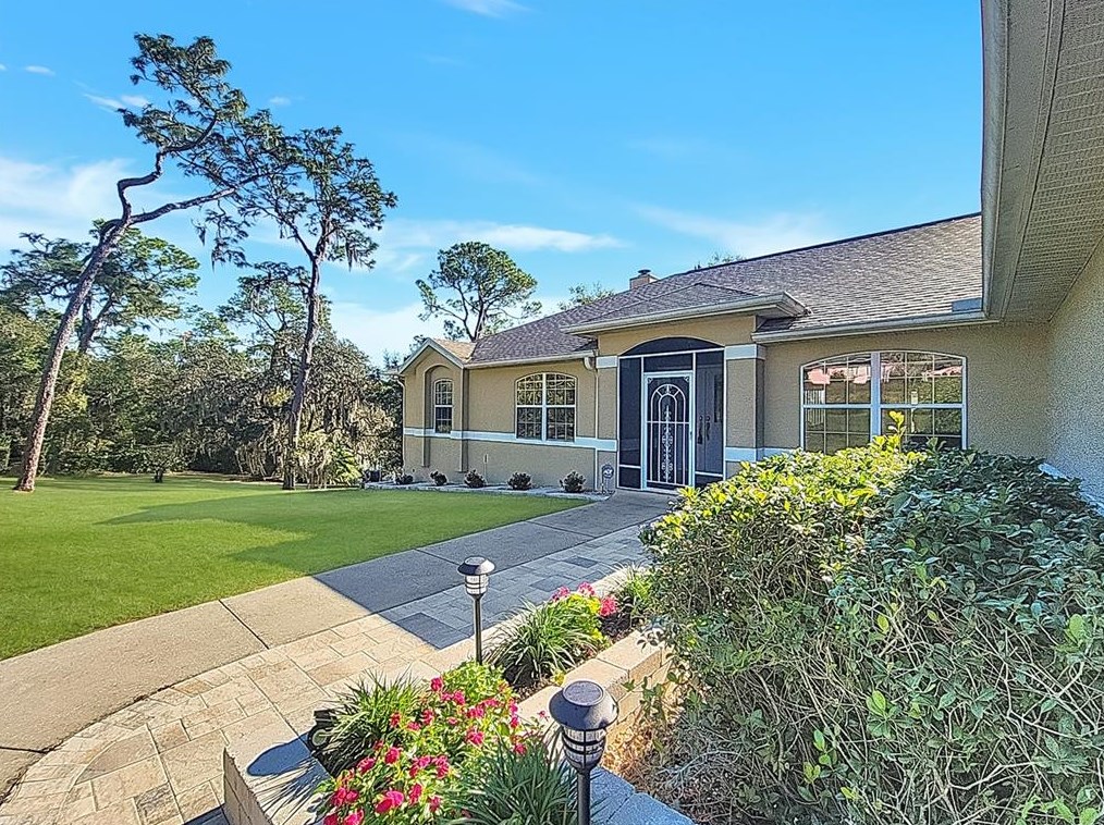15300 Se 103rd Street Rd, Ocklawaha, FL 32179