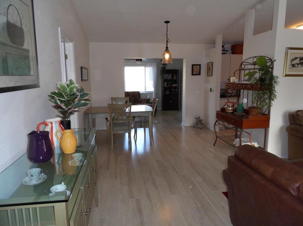 9951 62nd Terrace Rd, Ocala, FL 34476-8925