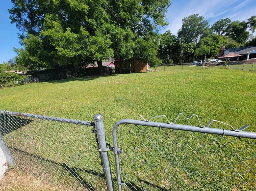 1053 Ne 24th St, Ocala, FL 34471