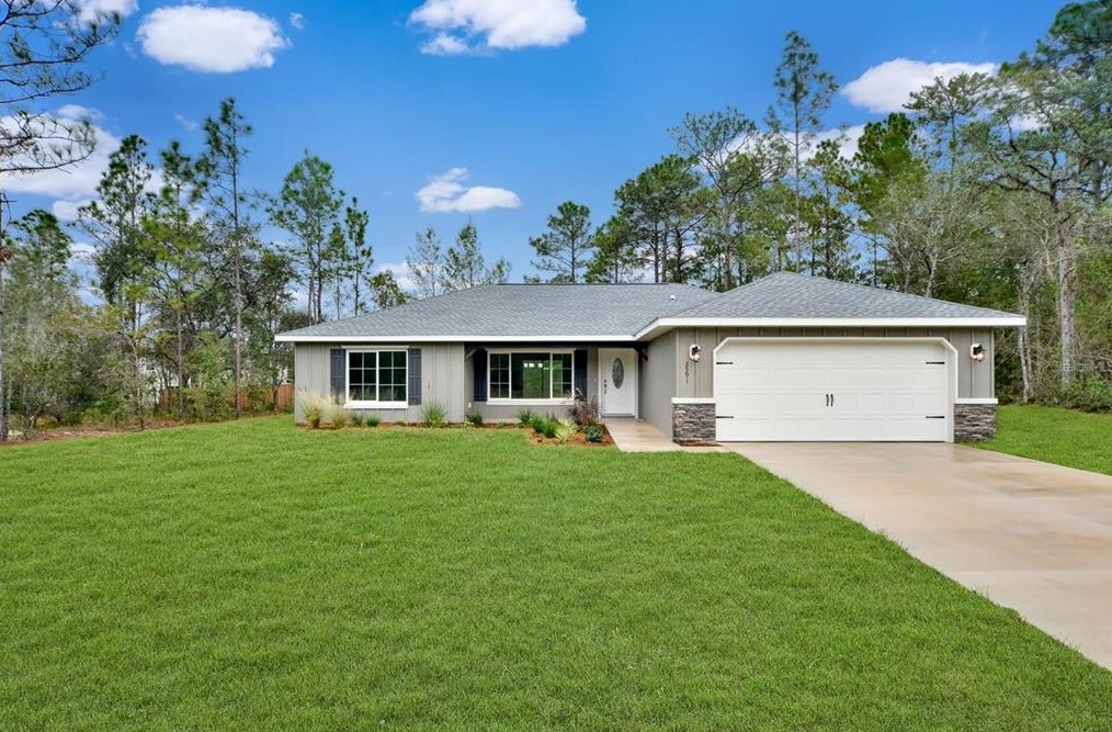 2197 W Swanson Dr, Dunnellon, FL 34434