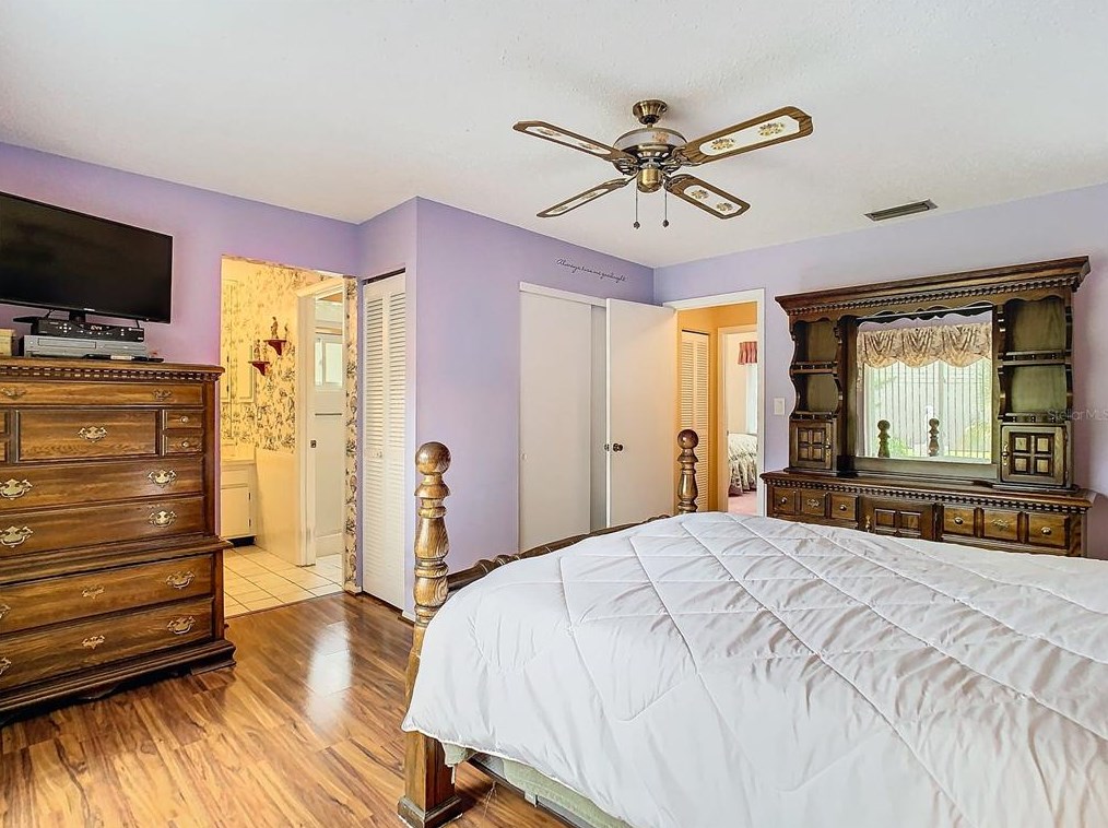 1001 Redbud Cir, Plant City FL  33563-8876 exterior