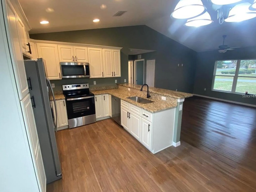 13028 6 Pl, Silver Springs FL  34488-3710 exterior