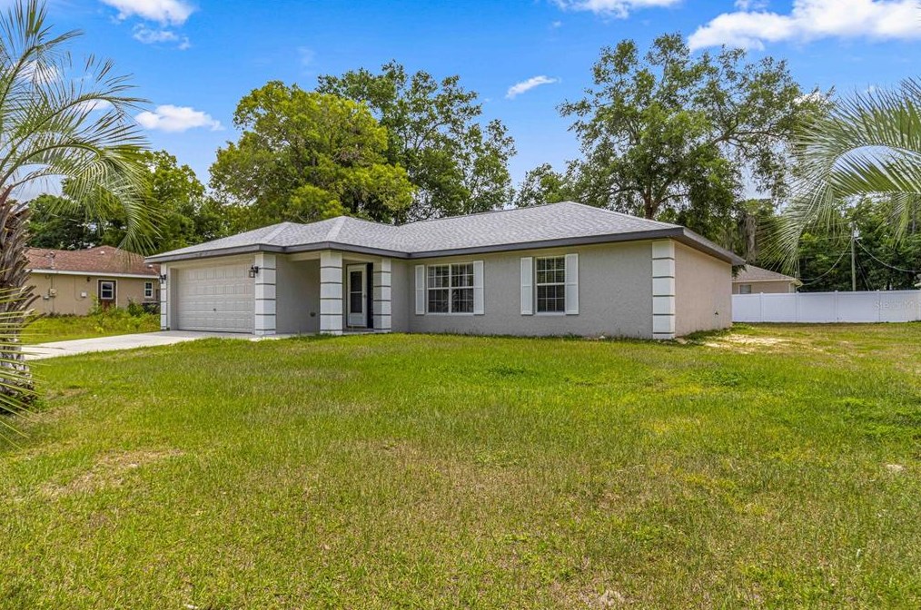 9292 161st Pl, Summerfield FL  34491-5873 exterior