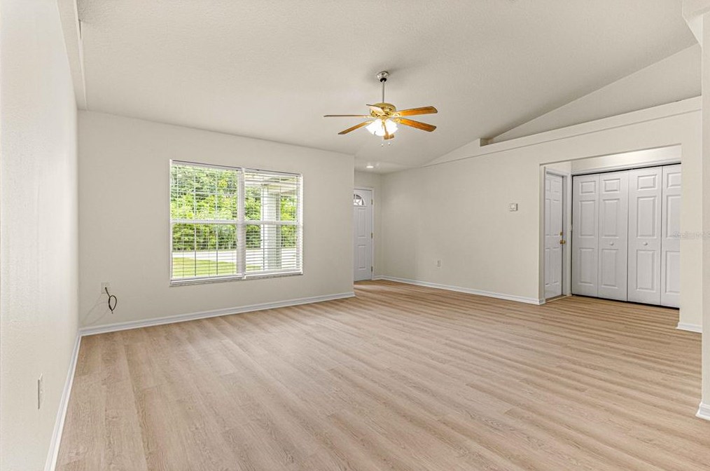 9292 161st Pl, Summerfield FL  34491-5873 exterior