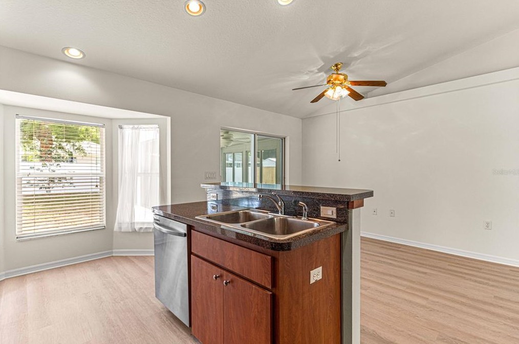 9292 161st Pl, Summerfield FL  34491-5873 exterior