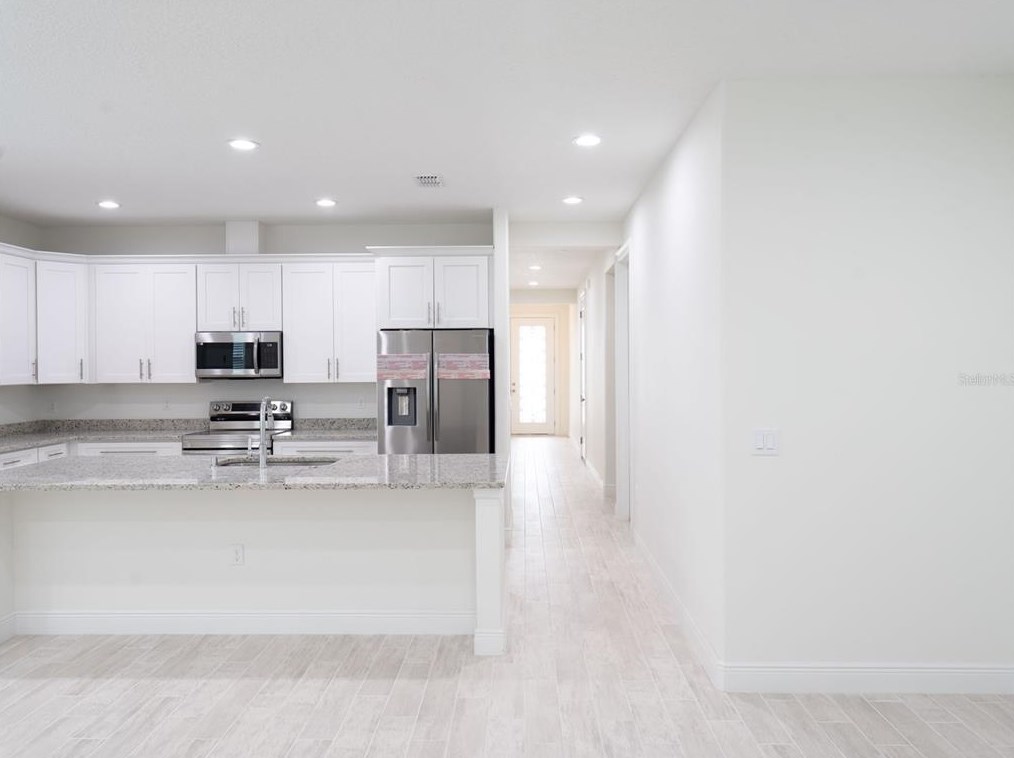 8956 164 Pl, Summerfield FL  34491-7019 exterior