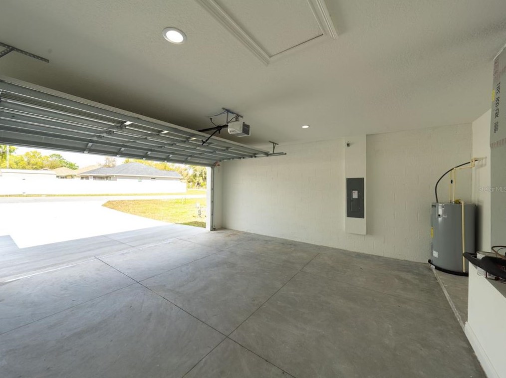 8956 164 Pl, Summerfield FL  34491-7019 exterior