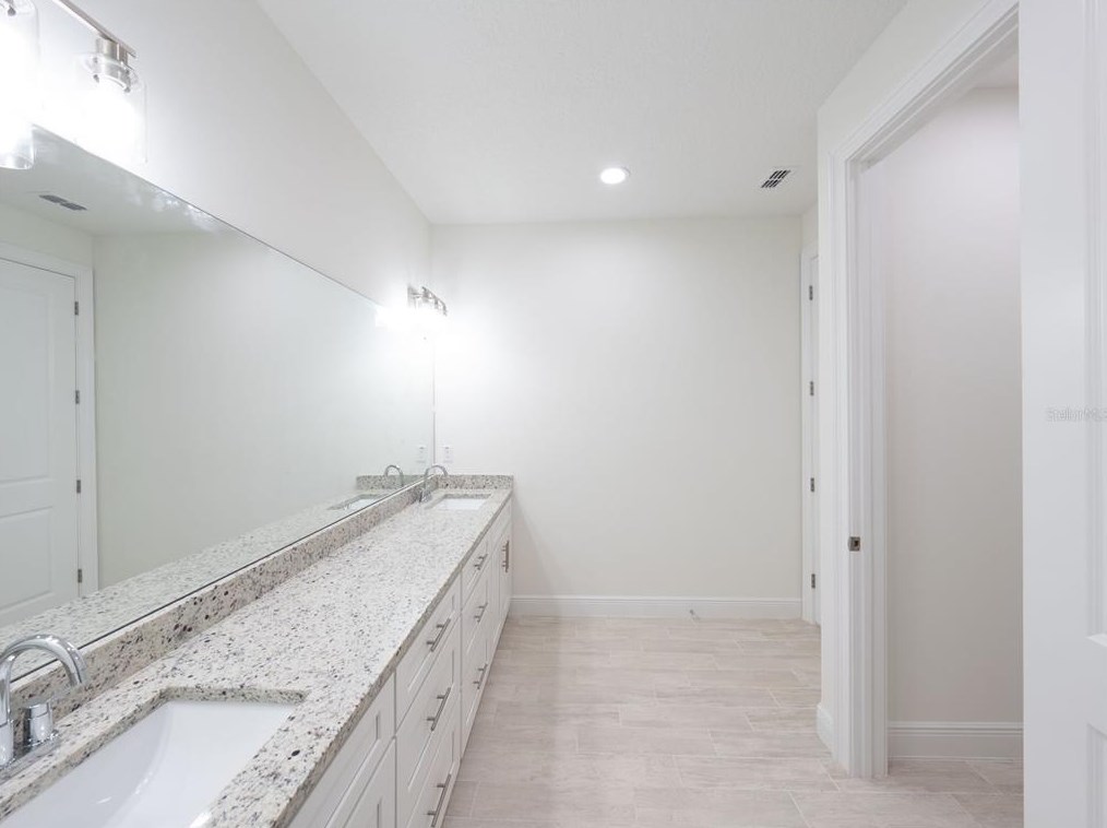 8956 164 Pl, Summerfield FL  34491-7019 exterior