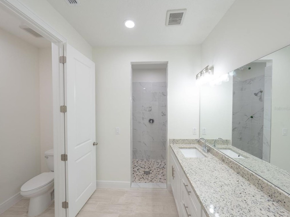 8956 164 Pl, Summerfield FL  34491-7019 exterior