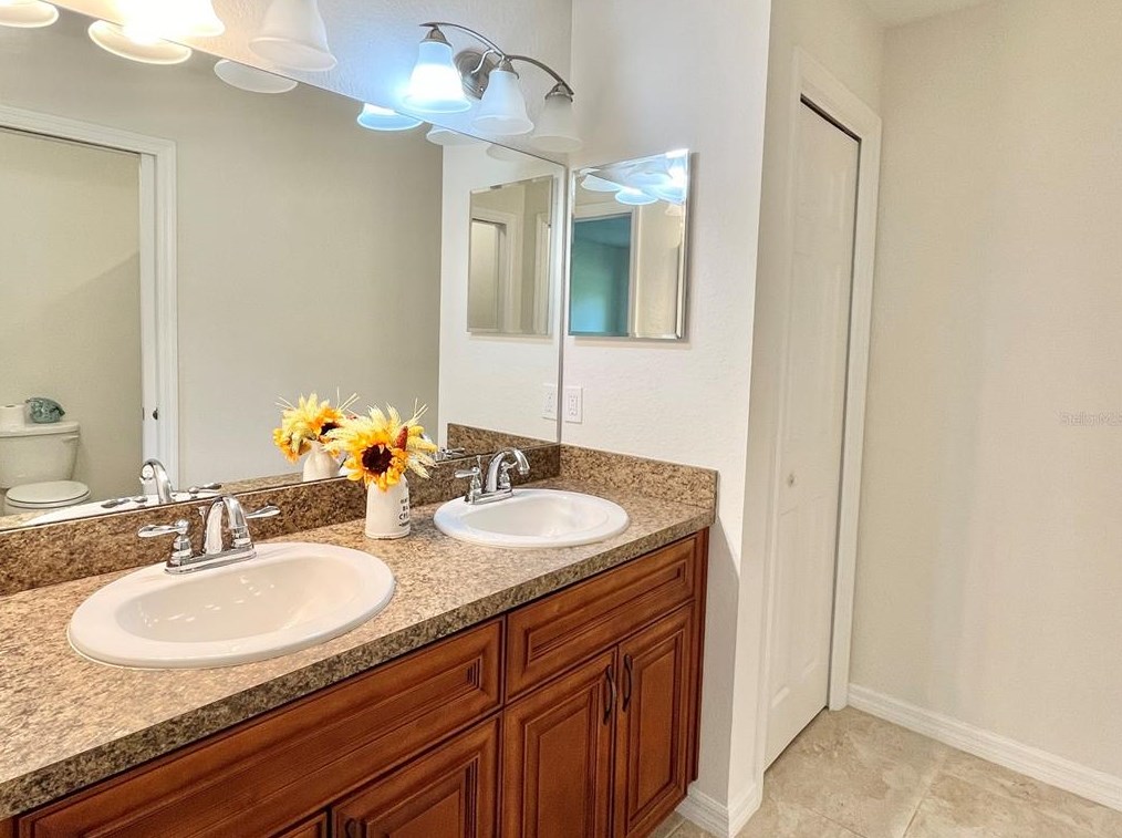 10 Cedar Tree Ter, Ocala FL  34472-2823 exterior