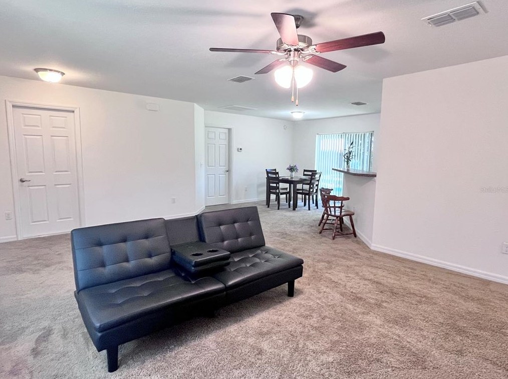 10 Cedar Tree Ter, Ocala FL  34472-2823 exterior