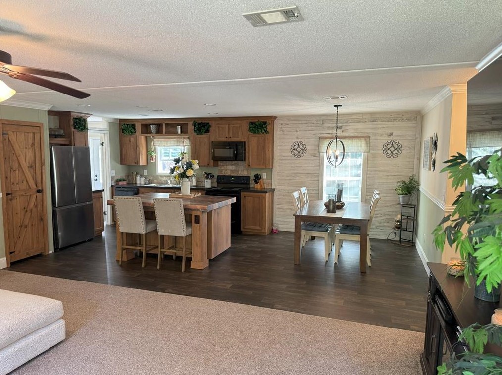 8415 10th Ter, Ocala, FL 34475-1243