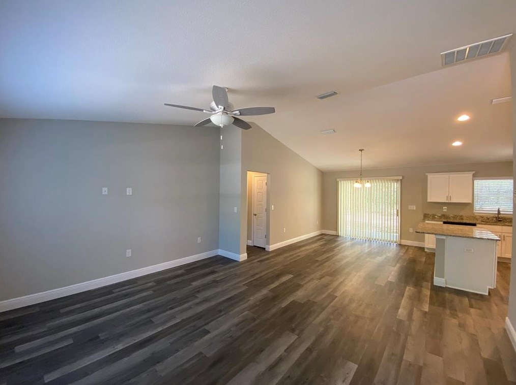 296 Emerald Rd, Ocala, FL 34472