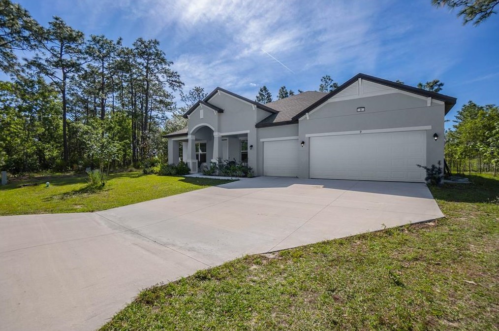 9 Sanders Ct, Homosassa, FL 34446-4400
