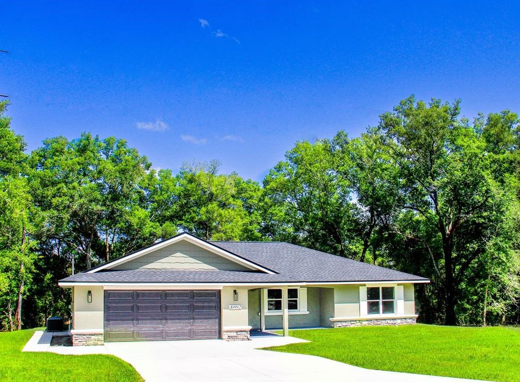 10992 Academy Dr, Dunnellon, FL 34434-2902