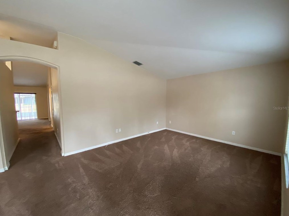 6 Fir Trail Crse, Ocala, FL 34472