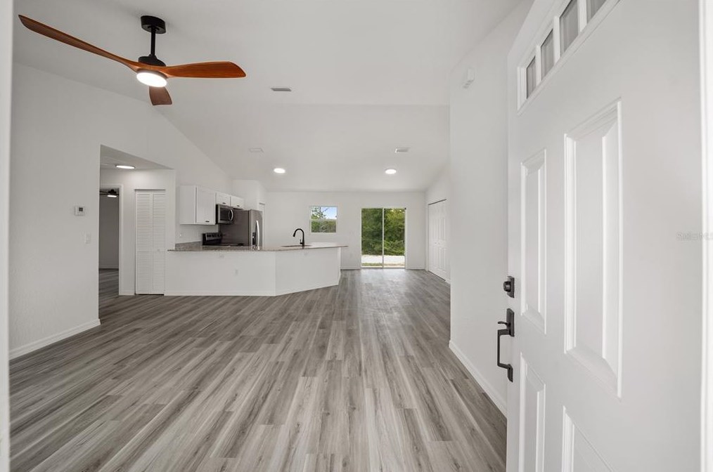 2045 Big Bear Rdg, Dunnellon, FL 34431-2610