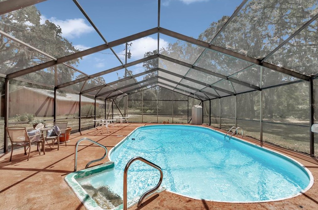 24320 Shorewood Dr, Dunnellon FL  34431-3724 exterior